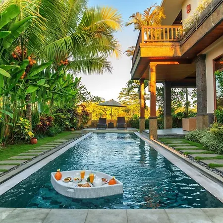 Alosta Luxury Private Villa