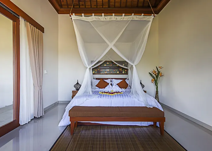 Alosta Luxury Private Villa *