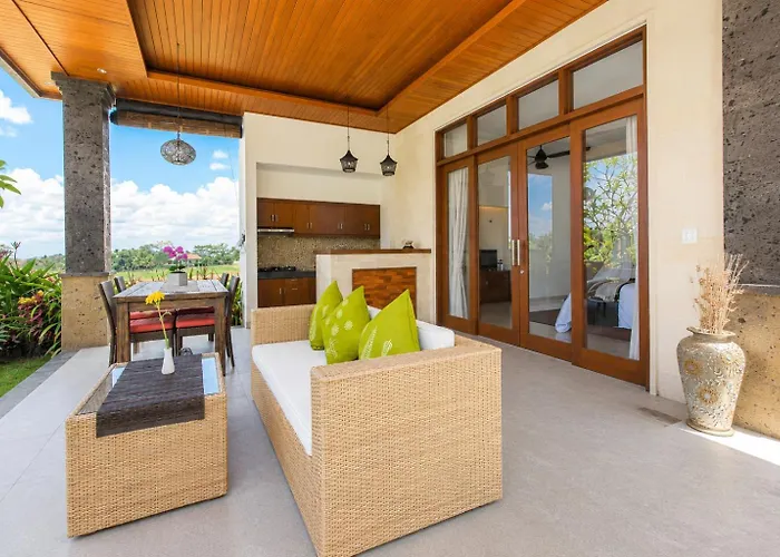 Alosta Luxury Private Villa